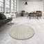 Tapis contemporain blanc cassé-578120997