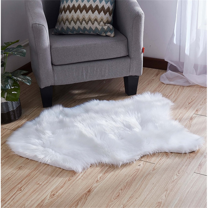 Marbel Rug, Novelty 2'4" x 3'3"