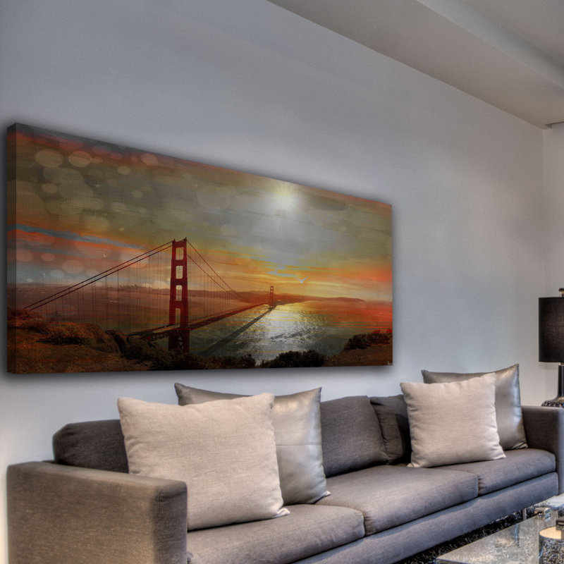 « frity » par parvez taj,, photographie sur toile tendue sur toile, H 22,5 po x l 45 po x P 1,5 po