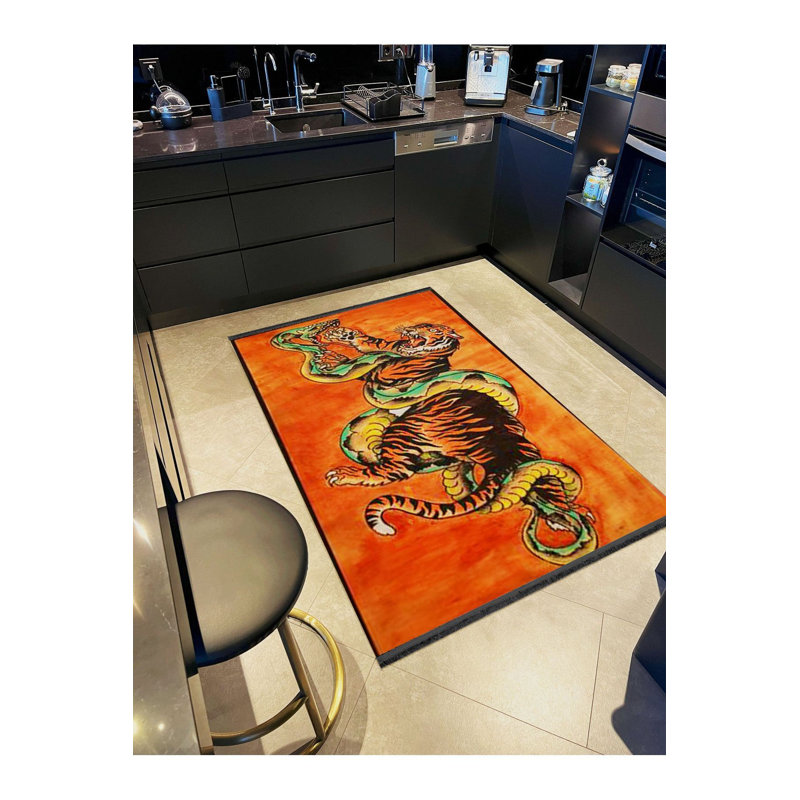 Tapis décoratif tissé à la machine à motif tigre et serpent orange, Tapis de couloir 3 pi 3 po x 6 pi 7 po