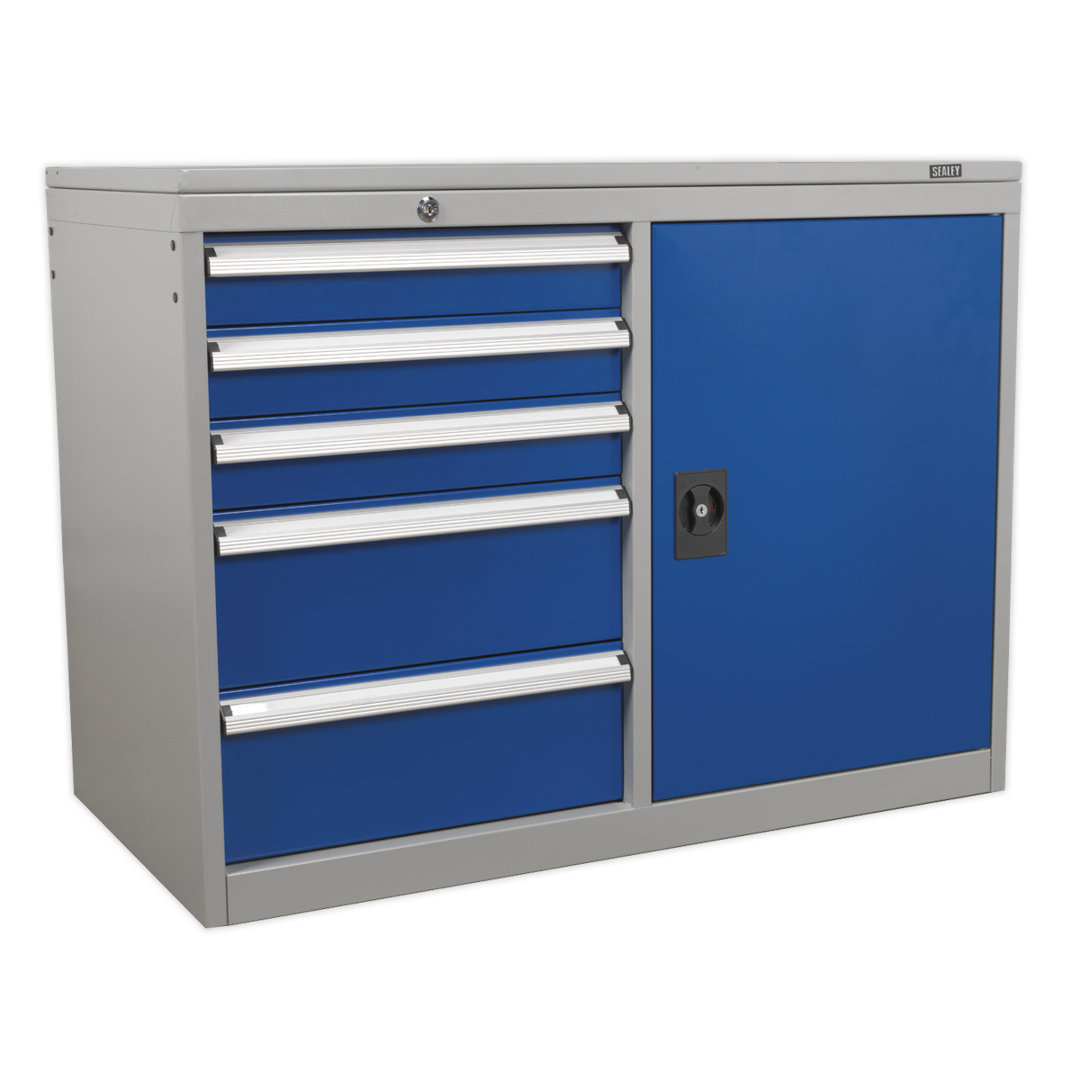 Metal Single Storage Cabinet ( 80cm H x 110.5cm W x 58cm D)
