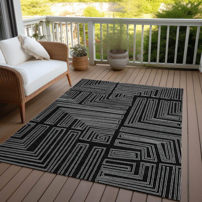 Tapis intérieur / extérieur noir Clayra , 2 pi 6 po x 3 pi 10 po