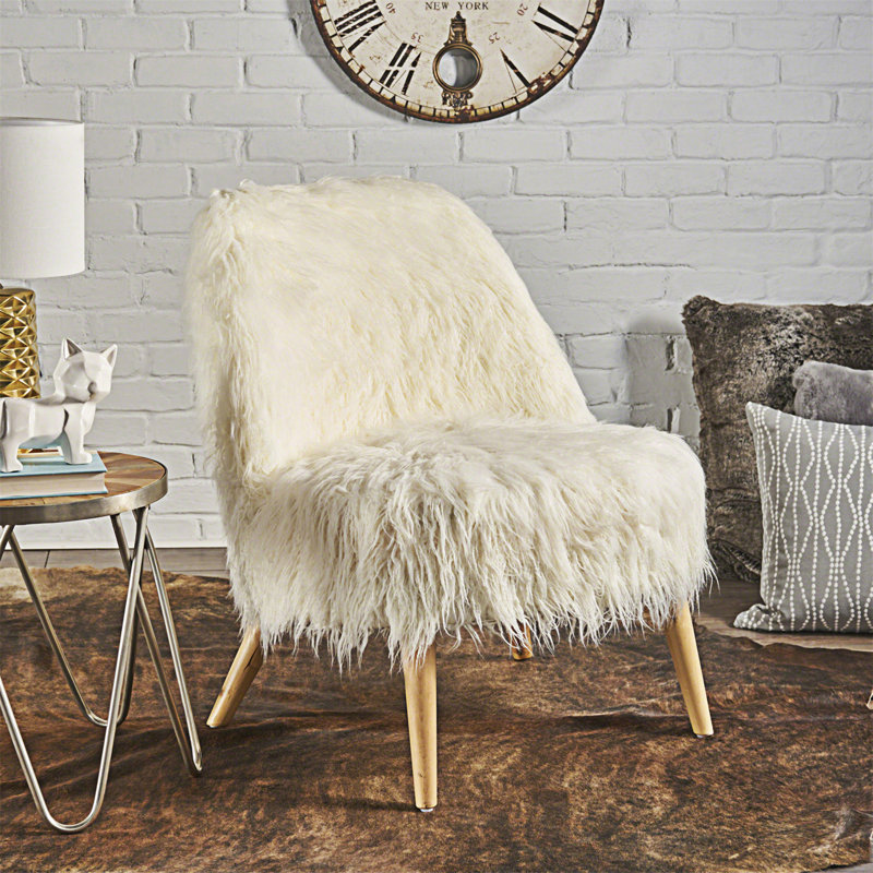 CHAISE CLUB