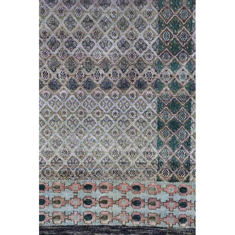 Silk Treasures Geometric Area Rug in Gray