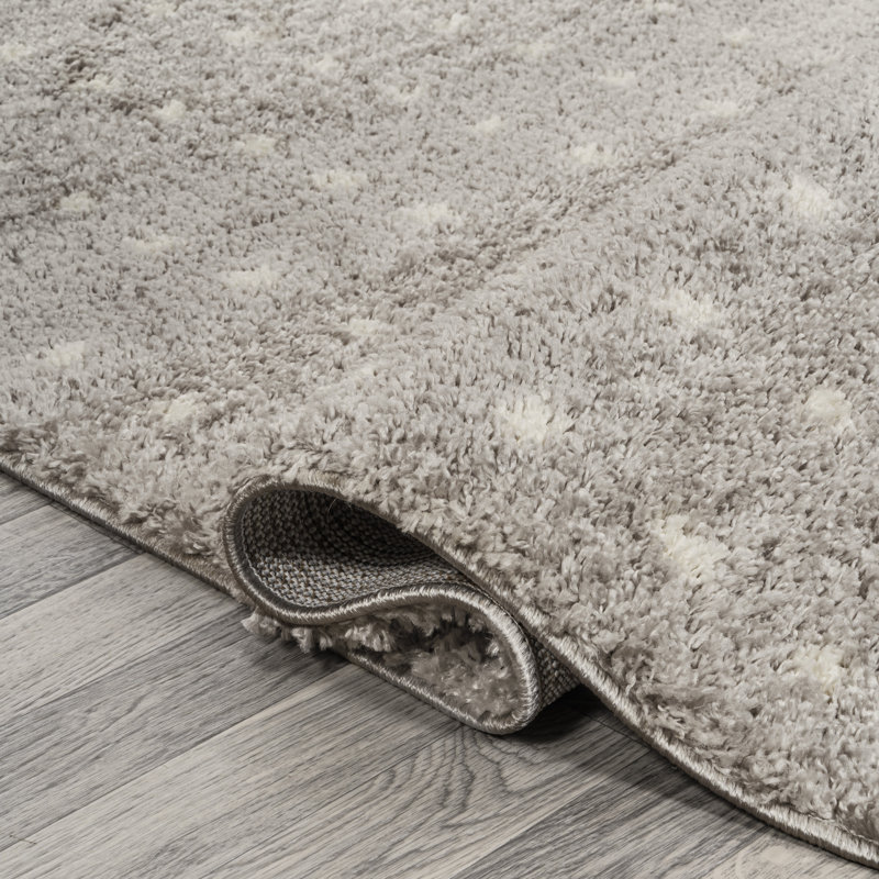 Tapis à poils longs gris / ivoire à motif géométrique moderne Kabira, Rectangle 5 pi 1 po x 8 pi