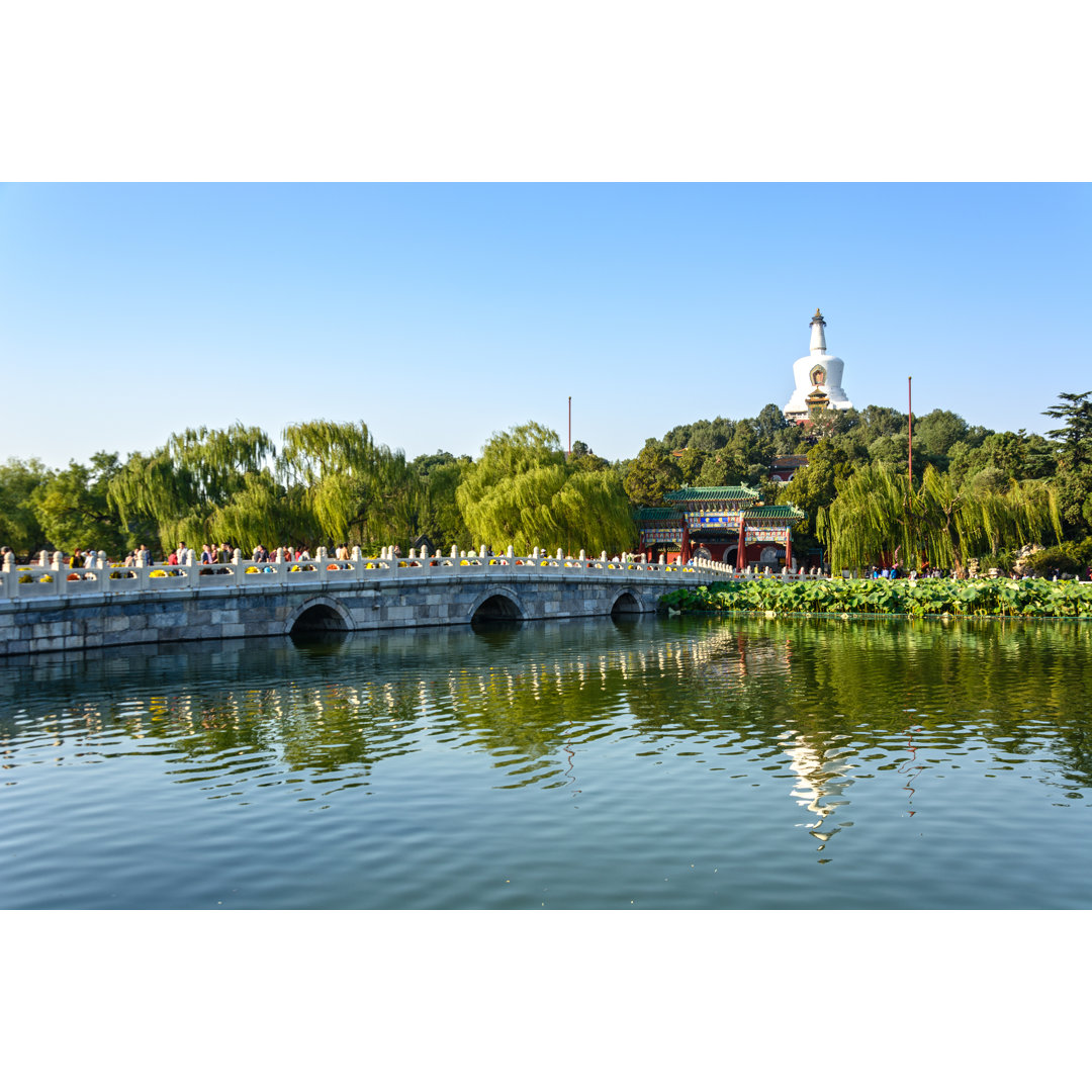 Landscape Of Beihai Park von Aphotostory - Leinwandbild