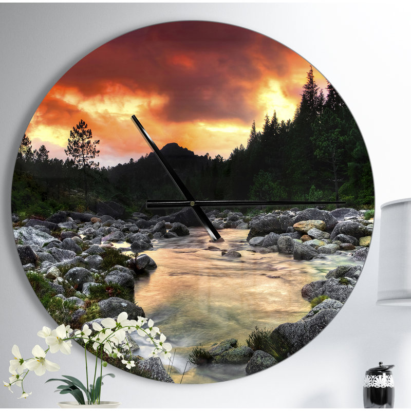 Rocky Mountain River au coucher du soleil - horloge murale moderne, Moyen