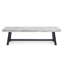 Banc en bois sablé gris avec cadre en métal rustique noir, design à lattes, 63 po x 14,58 po x 17,63 po, finition et panneaux à lattes.