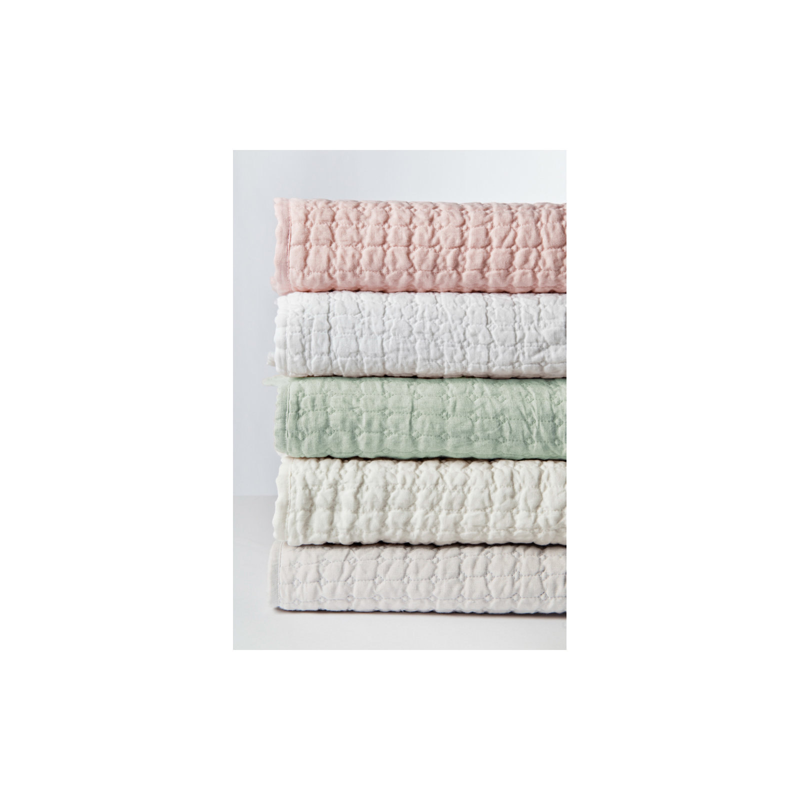 Bahari Linen Percale Quilt, White, Twin Quilt