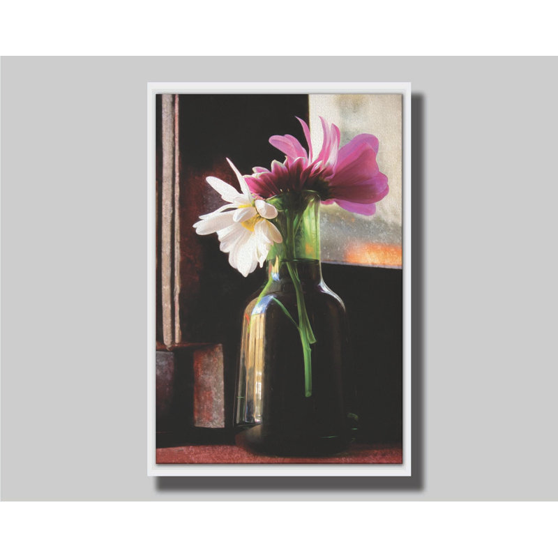 «Little Arrangement» par Hal Halli. Estampe numérique, H 30 po x l 45 po, Toile tendue, Ne s’applique pas