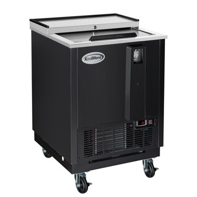 KoolMore 26.4'' W Freestanding 63 Cans (12 oz.) 4.9 Cubic Feet Beverage Cooler — FIN-0018019 | Fridge.com