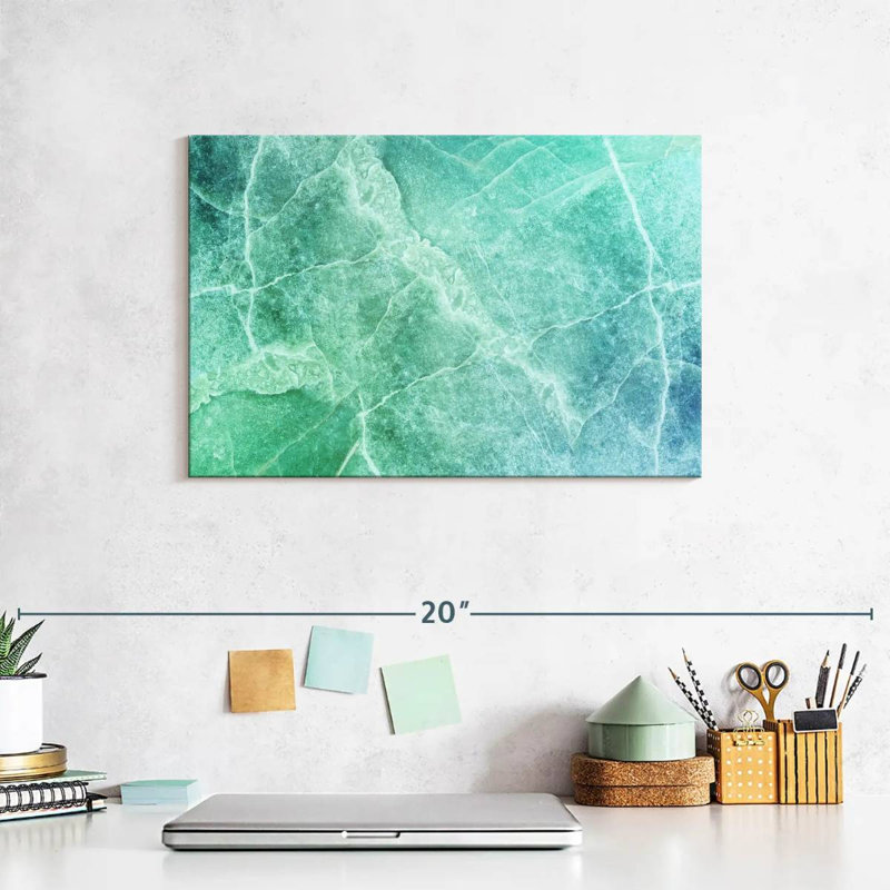 Avery Quartz Abstract, 8" H x 12" W