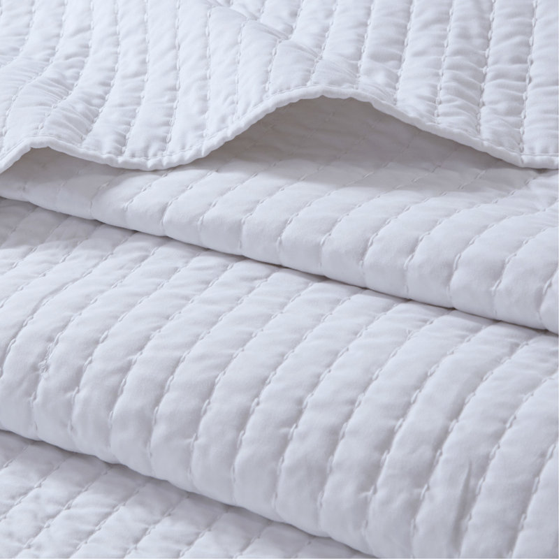 3 Piece Quilt Set Full/Queen, White, Queen Coverlet/Bedspread + 2 Shams 