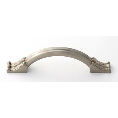 Fiore Center to Center Arch Pull