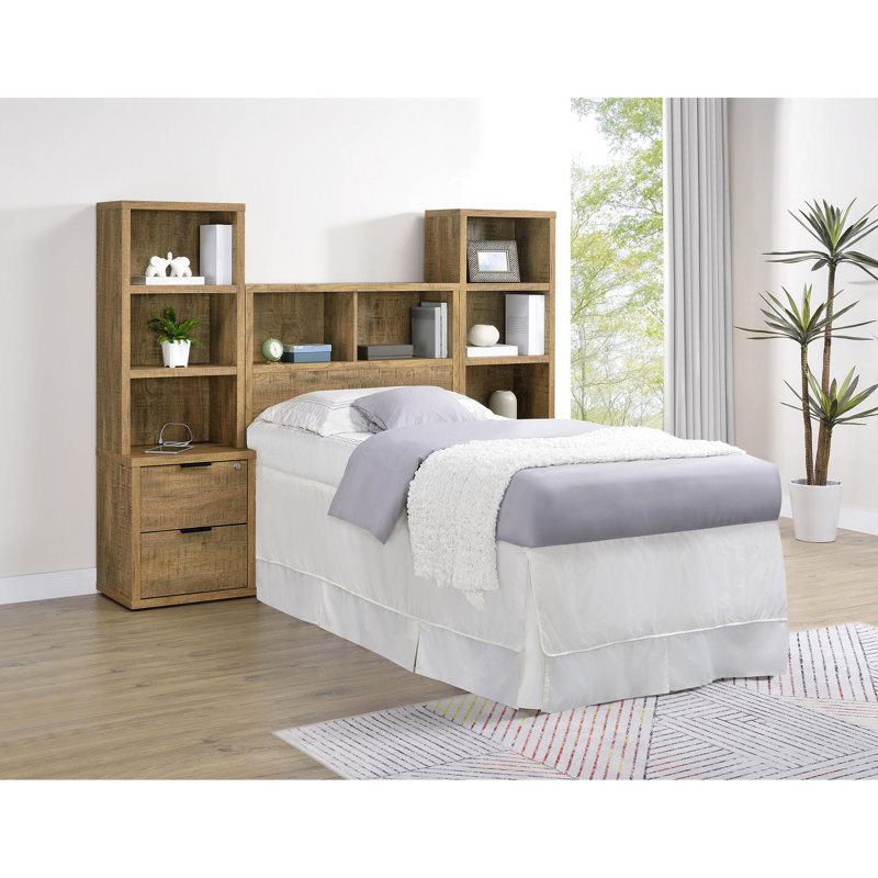 3 chambres pour lit simple, tête de lit bibliothèque, tables de chevet avec rangement verrouillable et hublots, aspect mangue