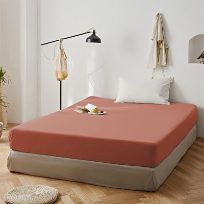 Super Soft Microfiber Deep Pocket Fitted Sheet