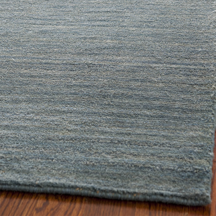 Southbury Hand Loomed Wool/Cotton Solid Color Rug in Blue Ombre