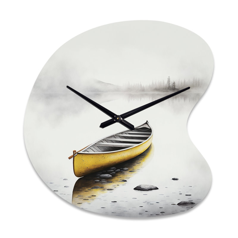Yellow Canoe On The Lake I - Bateau, horloge murale asymétrique en métal, Petit