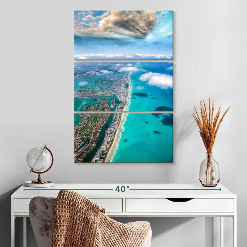 Vue aérienne de Nicci, Miami Beach, H 32 po x l 20 po