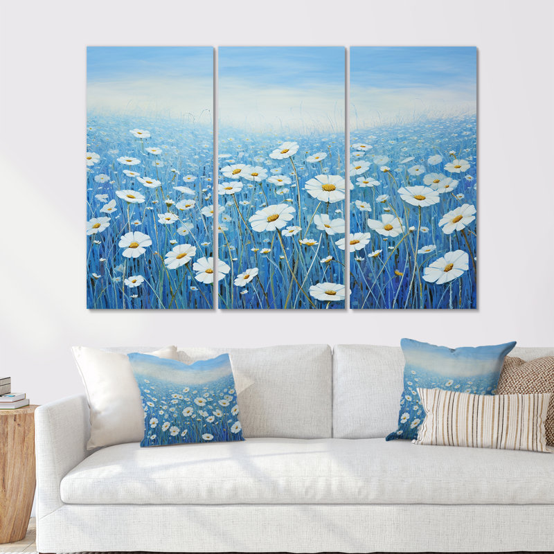 «Serene Azure Flowers Field I», ensemble d'art sur toile, Toile tendue, H 40 po x l 60 po x P 1 po