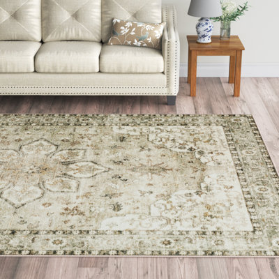 Rebeca Machine Woven Oriental Area Rug
