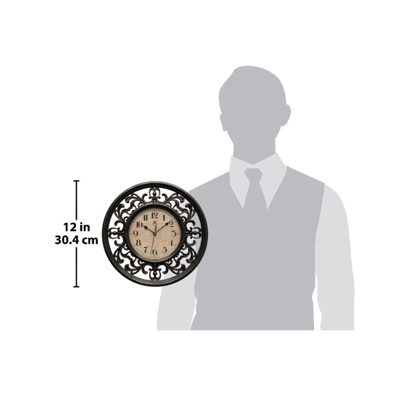 Horloge murale ronde classique en plastique 12 pouces - brun