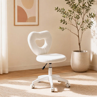 Cute Heart Shaped Teddy Fleece Task Chair, Height Adjustable 360° Swivel Rolling Desk Chair with Silent Wheels, Vanity Makeup Chair for Home Bedroom Study