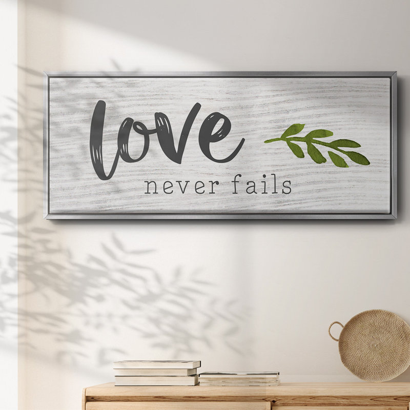 Love Love Fails - Toile encadrée, H 24 po x l 60 po