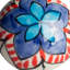 Ensemble de huit poignées de tiroir en céramique à motif floral bleu et blanc