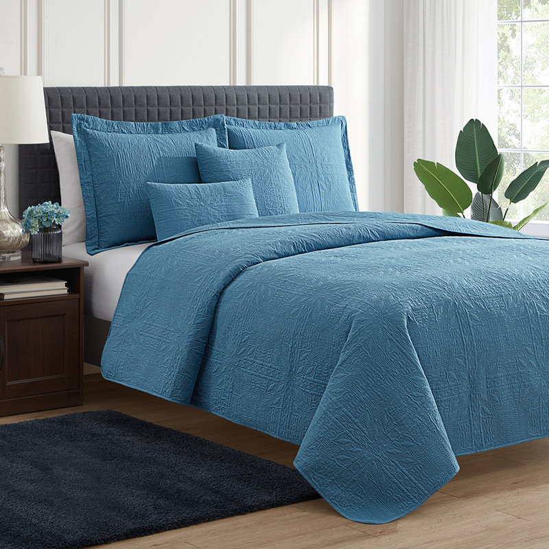 Grid Weave Premium Microfiber Reversible Quilt Set, King Quilt + 4 Shams, Blue Heaven