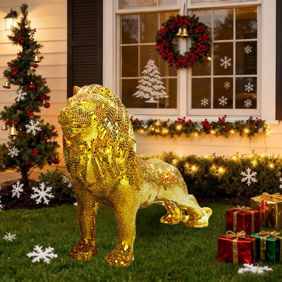 Lion Statue With Mirrored Diamond Exterio
