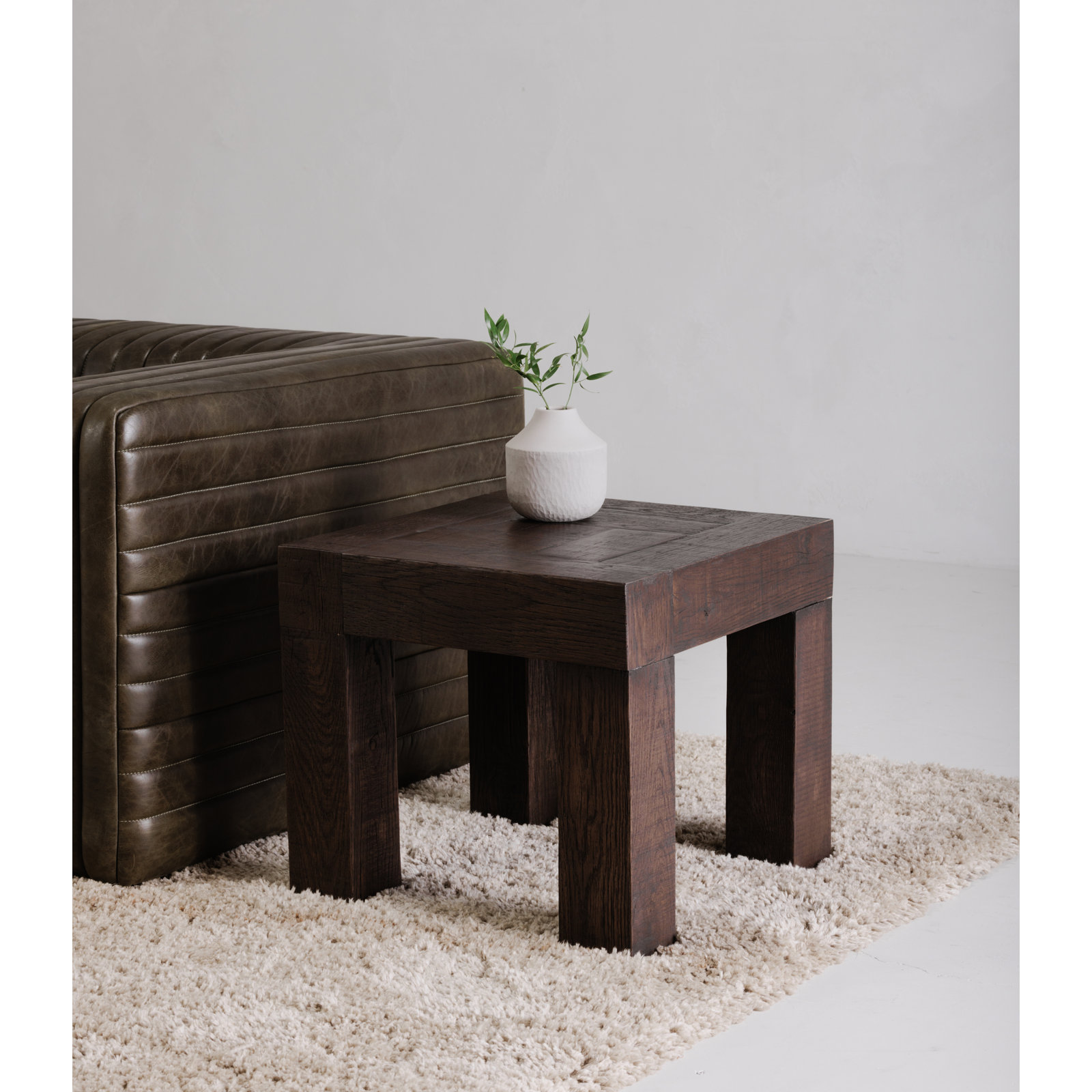 Adams 22" Oak End Table, Brown