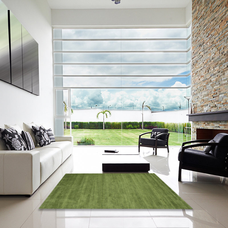 Tapis vert contemporain, Carré 4 pi