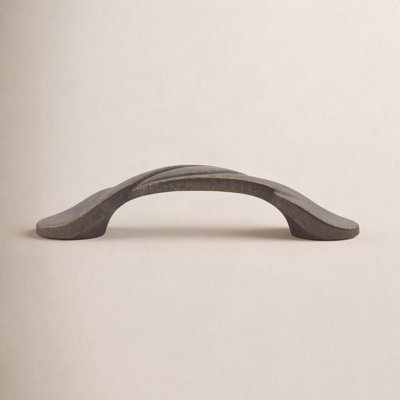 Classic Twisted Arch Cabinet Pull