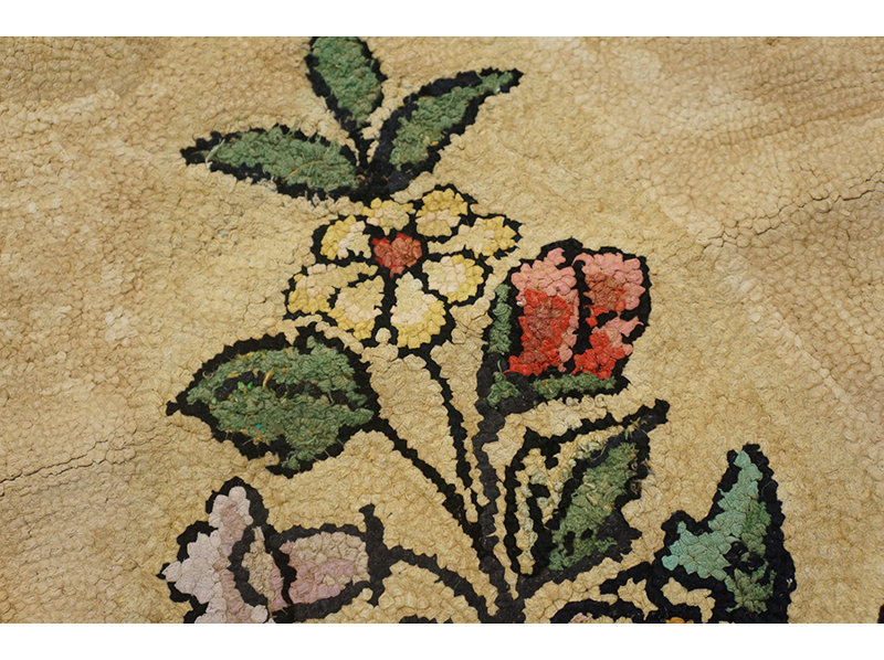 One-of-a-Kind 2'6" X 4'2" Area Rug