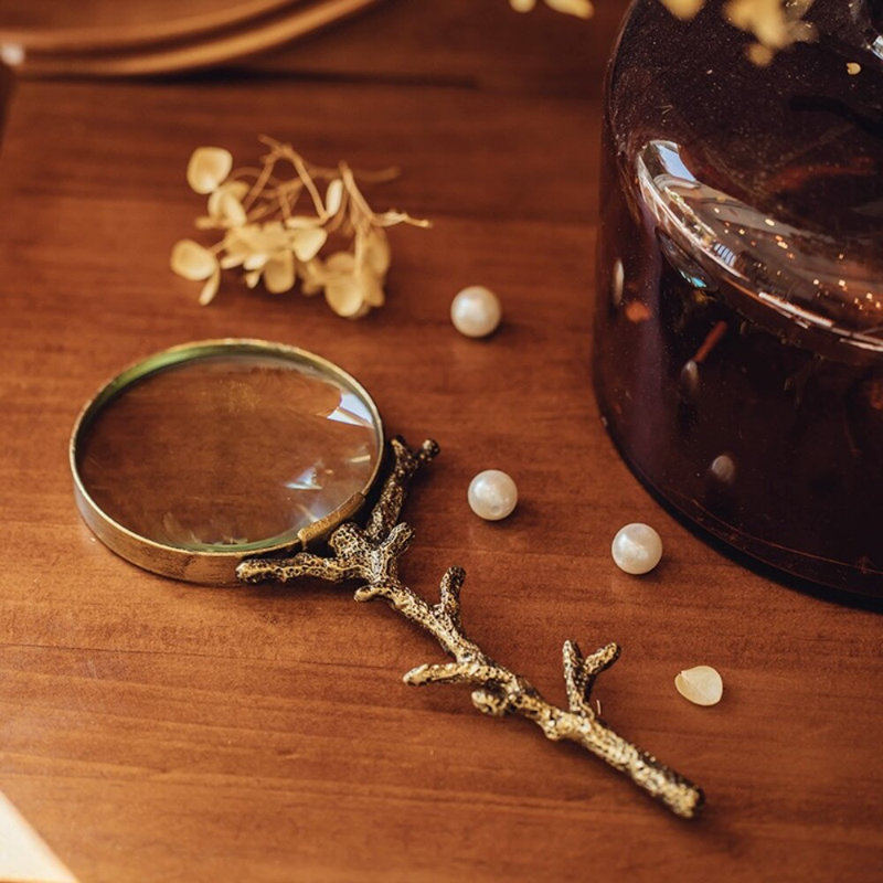 Loupe à main