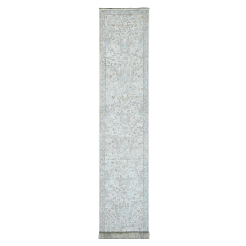 Tapis de couloir oriental blanc nacré 2 pi 8 po x 16 pi 3 po, motif délavé avec motif de feuilles partout, noué à la main, colorants naturels, 100% laine