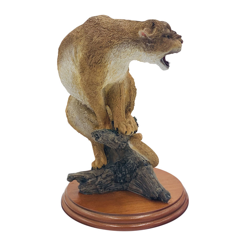 Statue de puma, puma de Pittsboro, lion de montagne