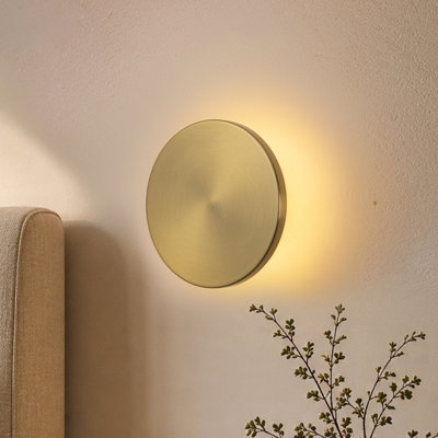 Applique murale à DEL rechargeable de 6,7 pouces en laiton brossé pour chambre et couloir