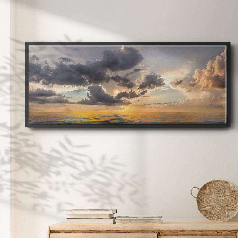 «Heavenly Sunset», reproduction sur toile, H 20 po x l 50 po x P 1,5 po, Noir