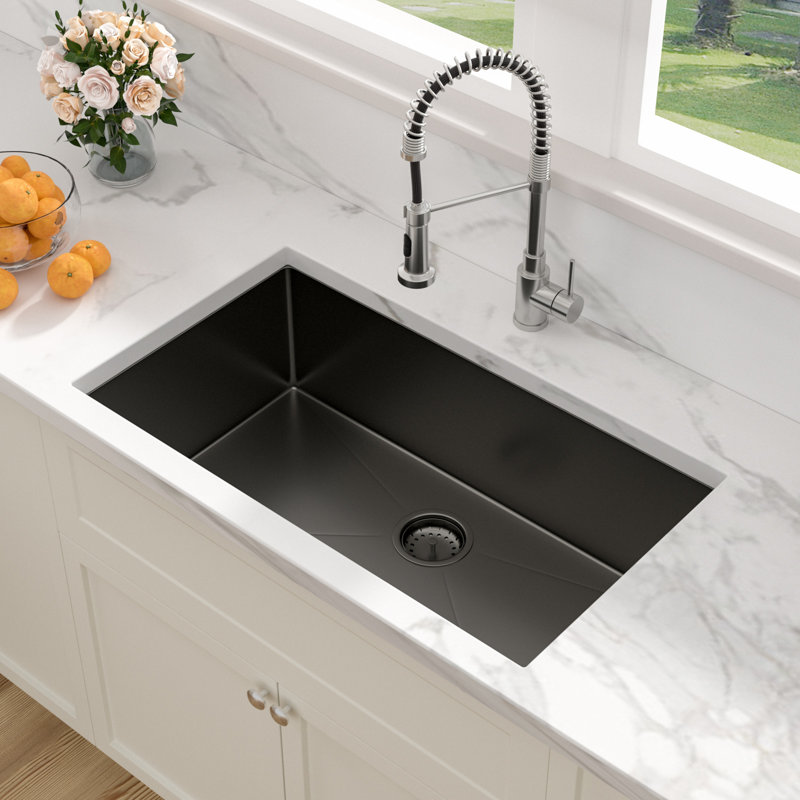 33" L x 19" W Single Bowl Undermount Kitchen Sink 16 Gauge Stainless Steel Sink