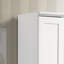 Armoire de rangement épurée blanche avec panneau encadré 23 po Evelyn