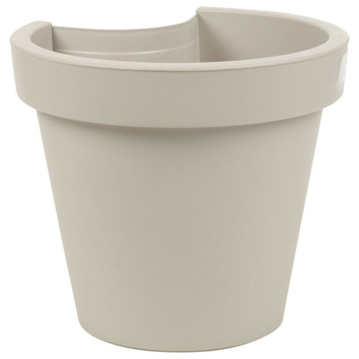 Kaivion Railing Planter