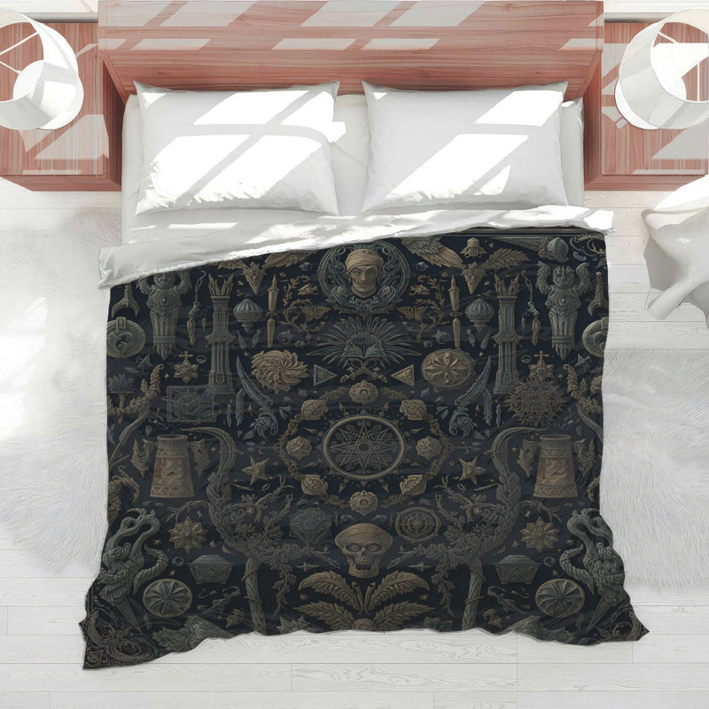 Ornate Gothic Motif Comforter, Twin
