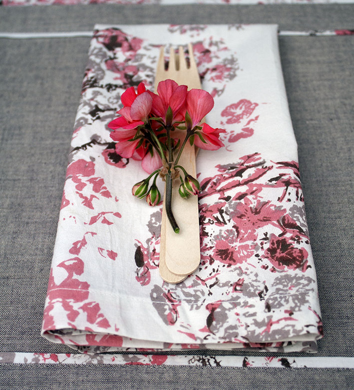 Bonnefoy Cotton Floral Square, Pink