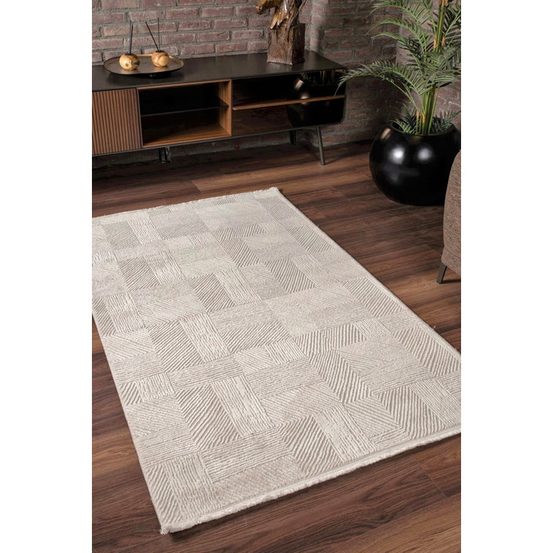 Rober Geometric Machine Made Indoor / Outdoor Area Rug, Rectangle 2'8" x 4'11"