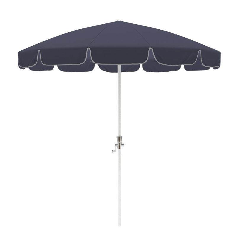 Parasol de patio blanc 8,5 pi avec nervures en fibre de verre et collier inclinable en spectre indigo Sunbrella, White