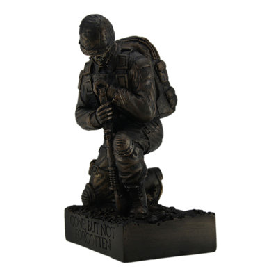 Statue de soldat militaire Keneth