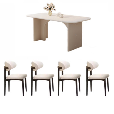 Combinaison table et chaises de style crème