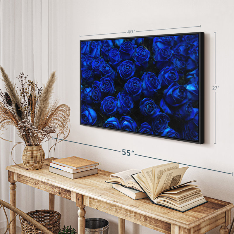 Floral et botanique «Royal Blue Roses Wall Art», H 27 po x l 40 po